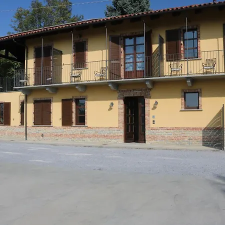Ca Del Crutin * Monteu Roero