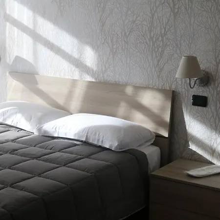 Ca Del Crutin Bed & Breakfast Monteu Roero